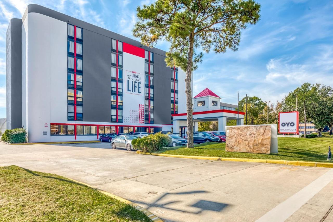 Отель Oyo Townhouse Houston George Bush Intercontinental Экстерьер фото