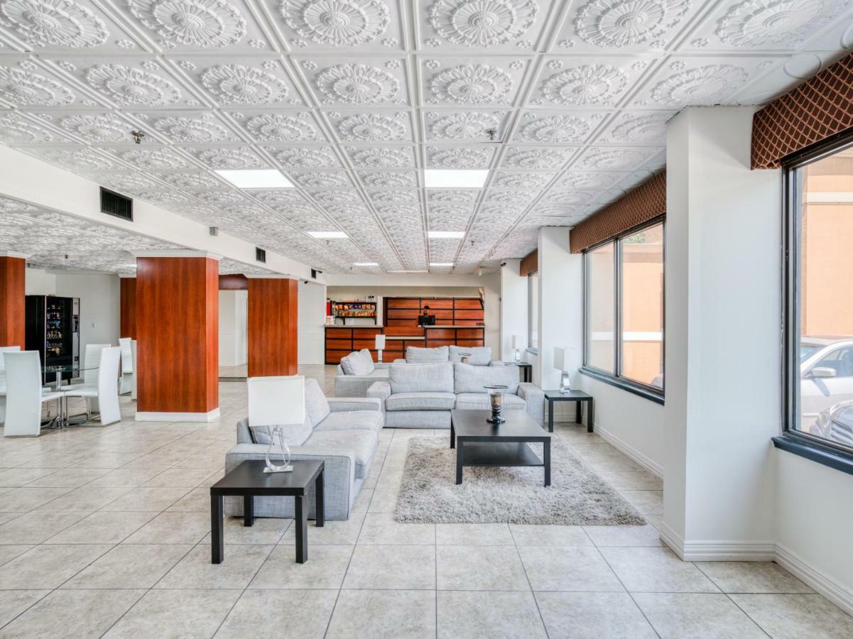 Отель Oyo Townhouse Houston George Bush Intercontinental Экстерьер фото