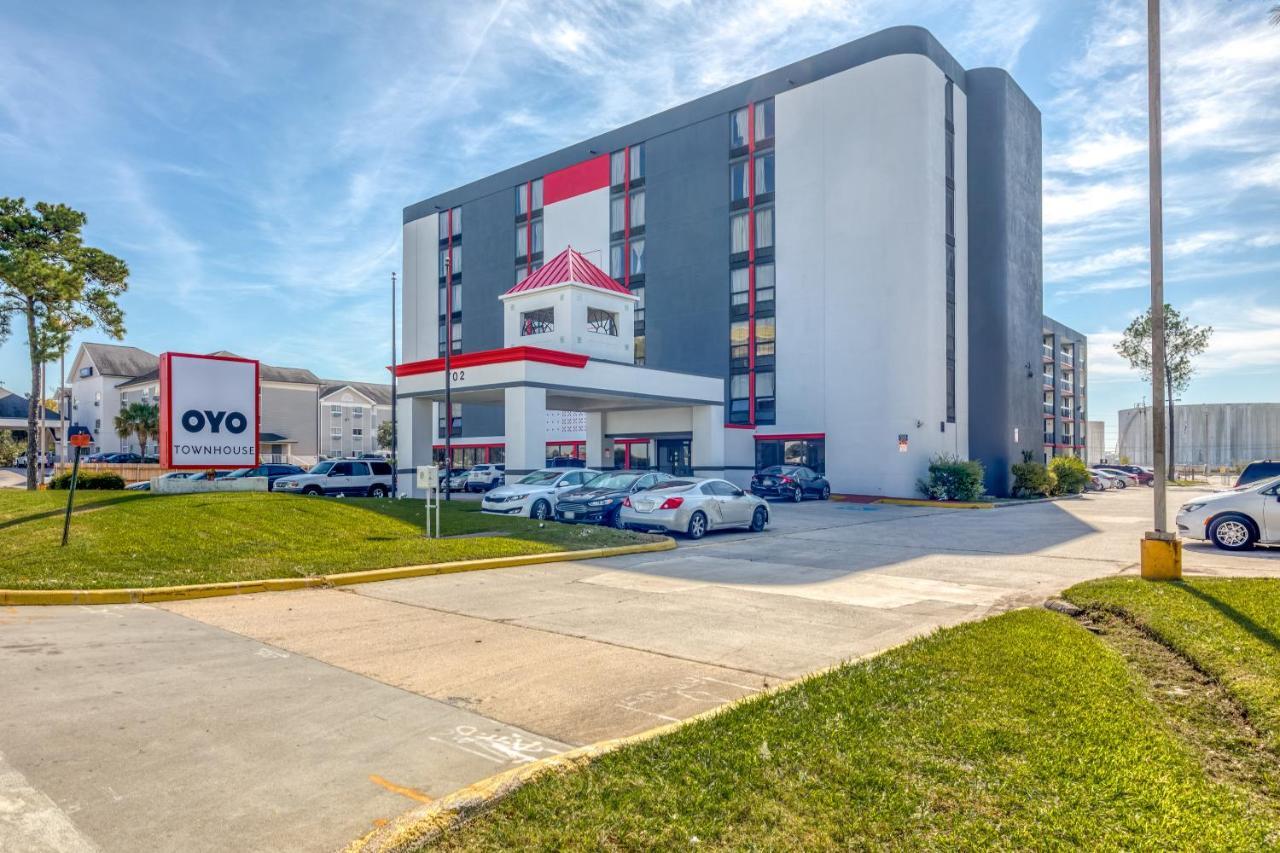 Отель Oyo Townhouse Houston George Bush Intercontinental Экстерьер фото