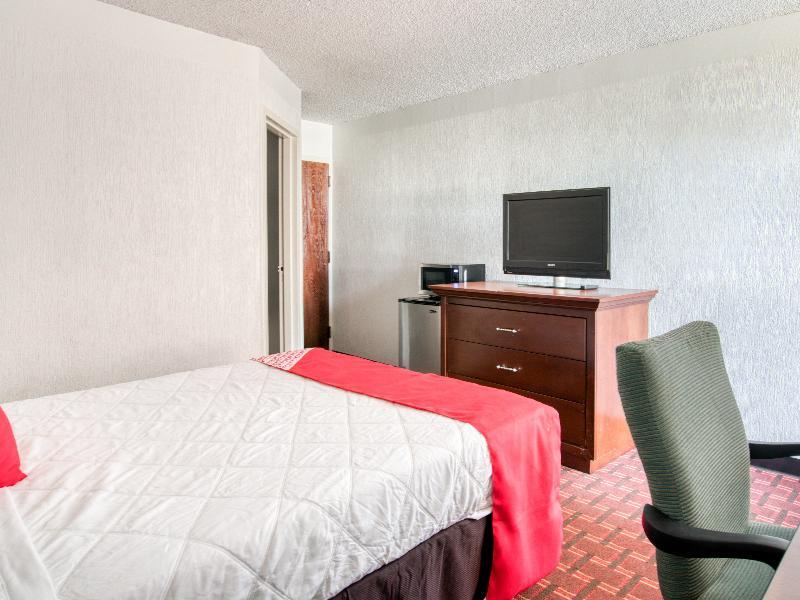 Отель Oyo Townhouse Houston George Bush Intercontinental Экстерьер фото